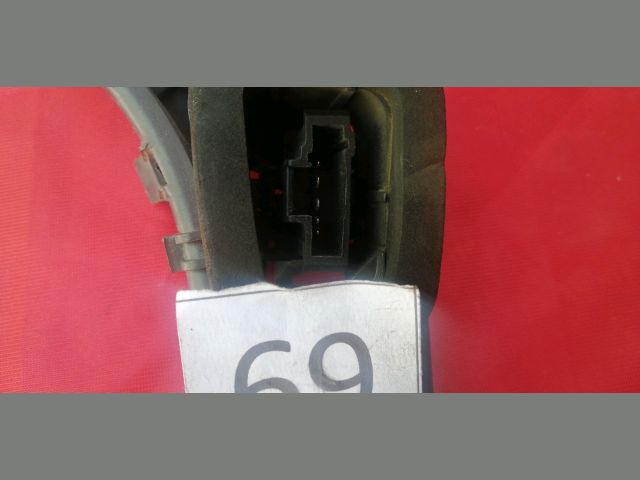 bontott PEUGEOT 3008 Bal Hátsó Lámpa Foglalat