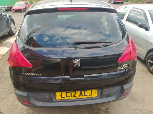 bontott PEUGEOT 3008 Bal hátsó Sárvédő