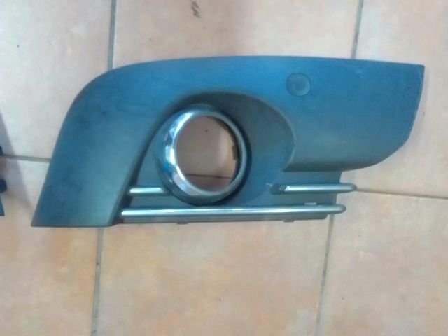 bontott PEUGEOT 3008 Bal Ködfényszóró Lámpakeret