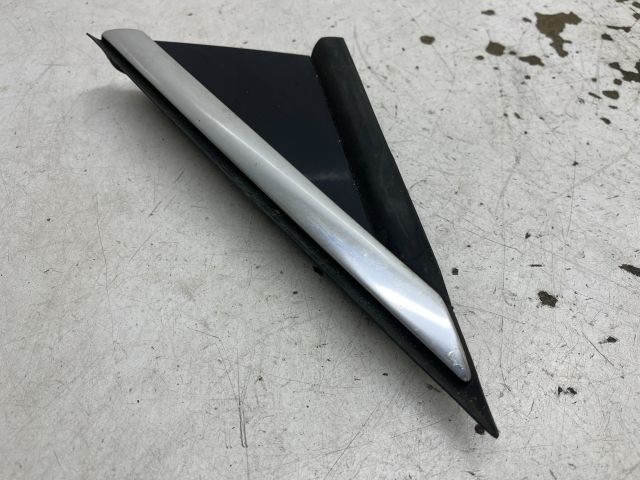 bontott PEUGEOT 3008 Bal Visszapillantó Tükör Előtti Burkolat