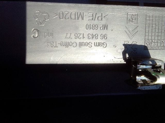 bontott PEUGEOT 3008 Csomagtér Kárpit