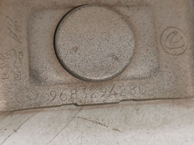 bontott PEUGEOT 3008 Csomagtérajtó Jobb Zsanér