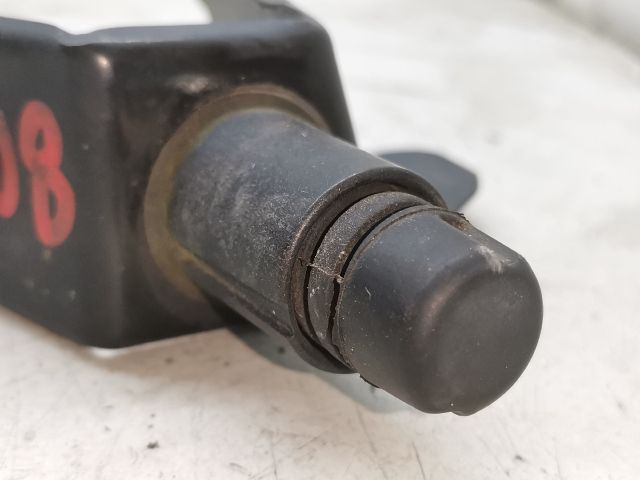 bontott PEUGEOT 3008 Csomagtérajtó Ütköző