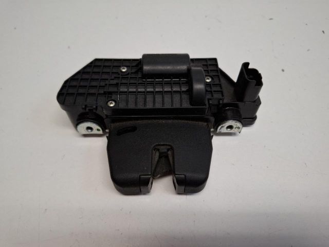 bontott PEUGEOT 3008 Csomagtérajtó Zárszerkezet