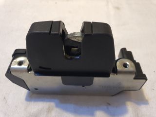 bontott PEUGEOT 3008 Csomagtérajtó Zárszerkezet