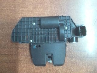 bontott PEUGEOT 3008 Csomagtérajtó Zárszerkezet