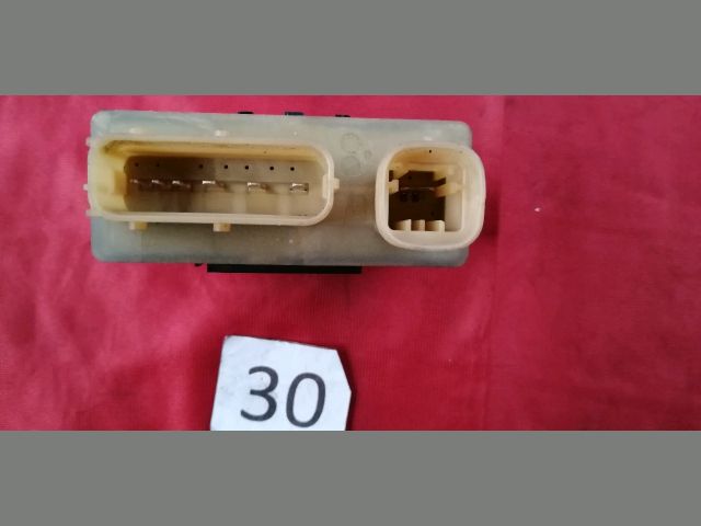 bontott PEUGEOT 3008 Előtét Ellenállás Hűtőventilátor