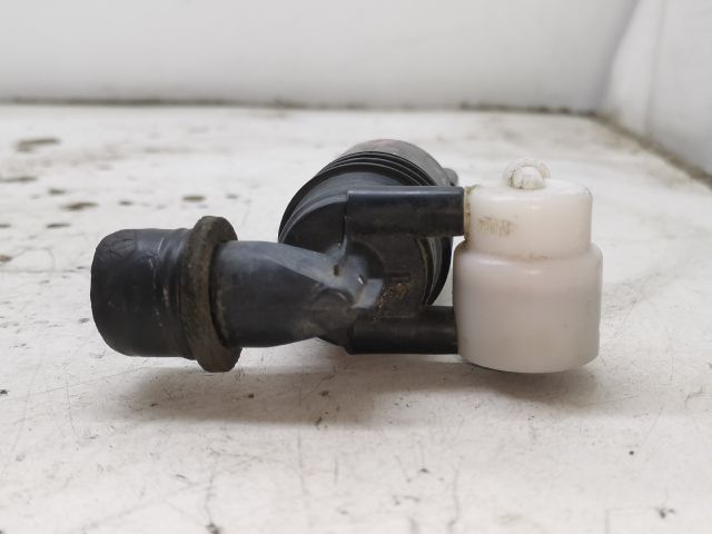 bontott PEUGEOT 3008 Első Ablakmosó Szivattyú