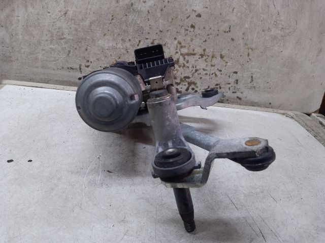 bontott PEUGEOT 3008 Első Ablaktörlő Szerkezet Motorral