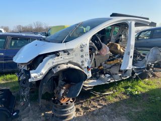 bontott PEUGEOT 3008 Első Ablaktörlő Szerkezet