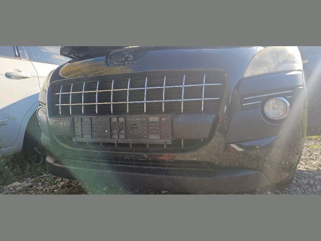 bontott PEUGEOT 3008 Első Lökhárító (Részeivel)