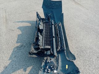 bontott PEUGEOT 3008 Első Lökhárító (Részeivel)