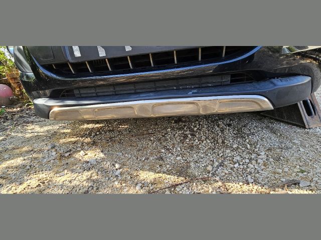 bontott PEUGEOT 3008 Első Lökhárító (Részeivel)