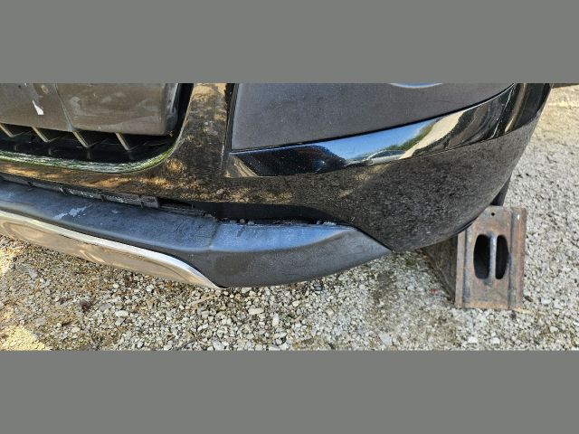 bontott PEUGEOT 3008 Első Lökhárító (Részeivel)