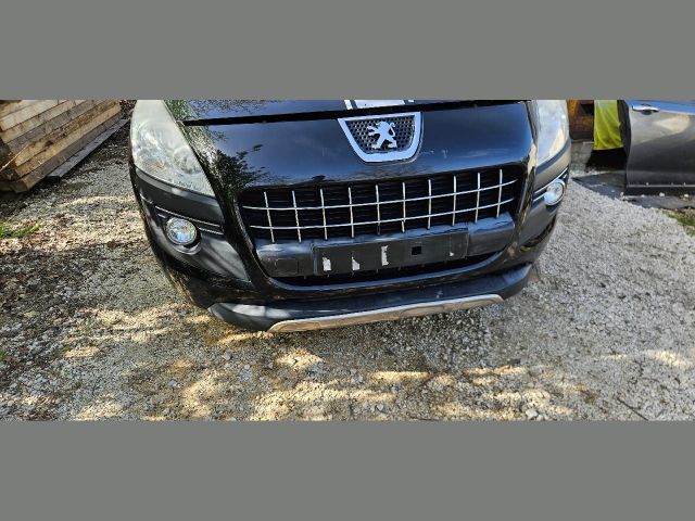 bontott PEUGEOT 3008 Első Lökhárító (Részeivel)