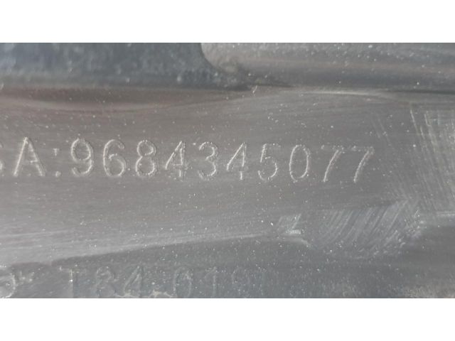 bontott PEUGEOT 3008 Első Lökhárító (Részeivel)