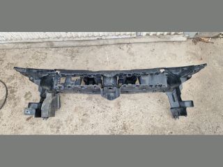 bontott PEUGEOT 3008 Első Lökhárító Tartó Felső