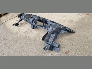 bontott PEUGEOT 3008 Első Lökhárító Tartó Felső