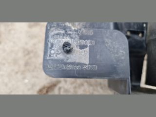 bontott PEUGEOT 3008 Első Lökhárító Tartó Felső