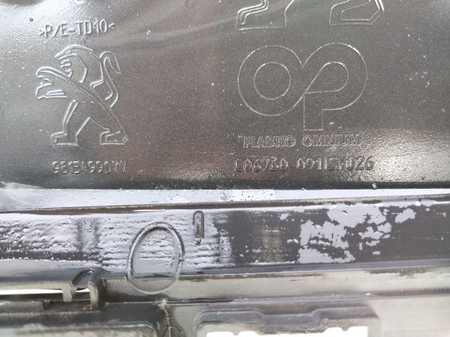 bontott PEUGEOT 3008 Első Lökhárító (Üresen)