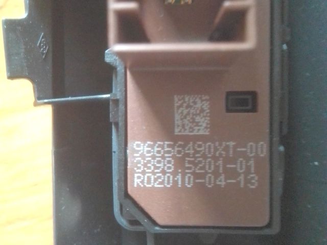 bontott PEUGEOT 3008 ESP Kapcsoló