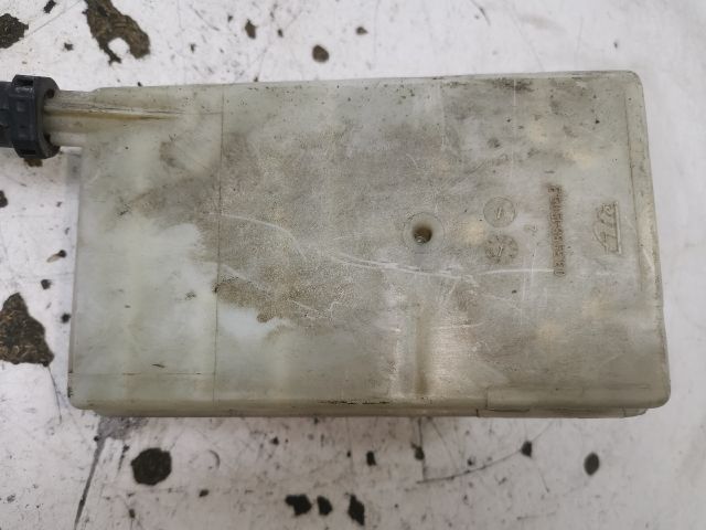 bontott PEUGEOT 3008 Fékfolyadék Tartály