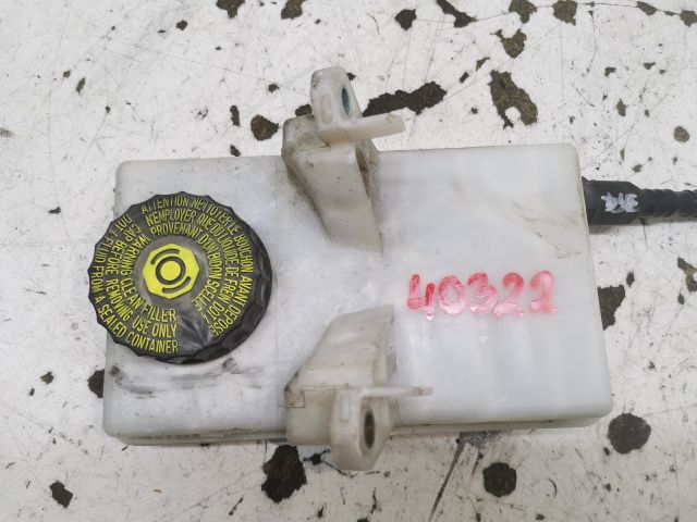 bontott PEUGEOT 3008 Fékfolyadék Tartály