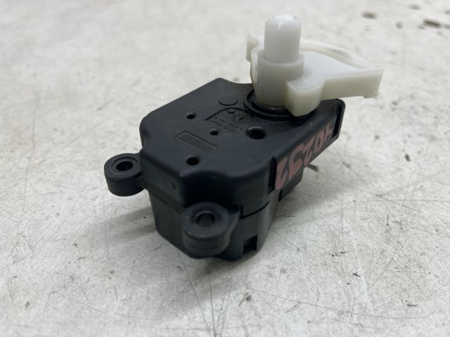 bontott PEUGEOT 3008 Fűtés Állító Motor