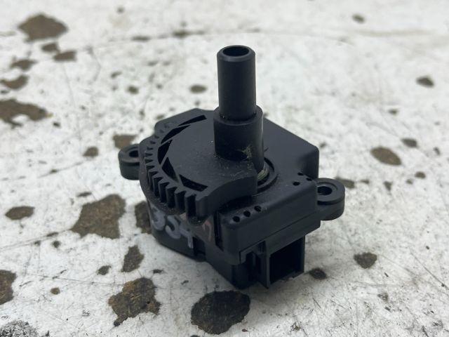 bontott PEUGEOT 3008 Fűtés Állító Motor