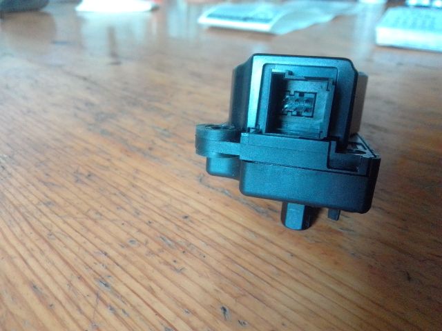 bontott PEUGEOT 3008 Fűtés Állító Motor