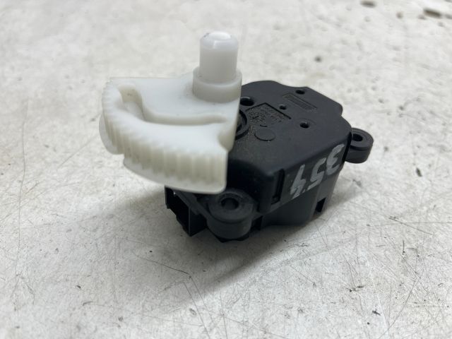 bontott PEUGEOT 3008 Fűtés Állító Motor