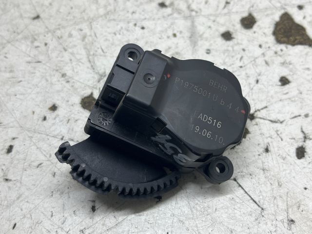 bontott PEUGEOT 3008 Fűtés Állító Motor