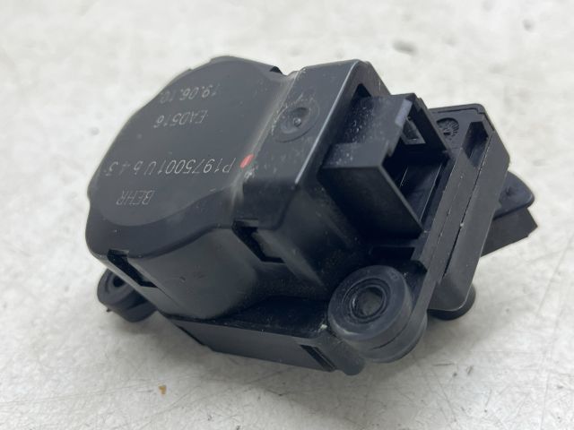 bontott PEUGEOT 3008 Fűtés Állító Motor