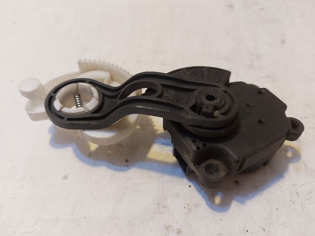 bontott PEUGEOT 3008 Fűtés Állító Motor