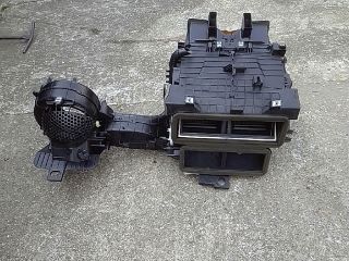 bontott PEUGEOT 3008 Fűtés Box