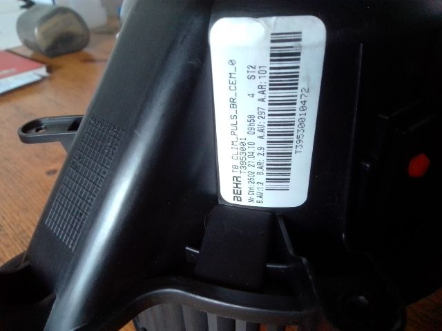 bontott PEUGEOT 3008 Fűtőmotor (Klímás)