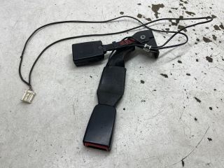 bontott PEUGEOT 3008 Hátsó középső Biztonsági Öv Csat