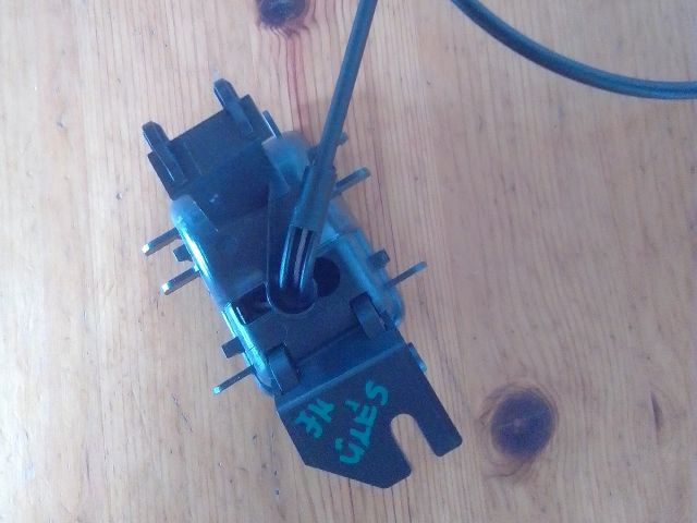 bontott PEUGEOT 3008 Hátsó Ülésnyitó Bowden