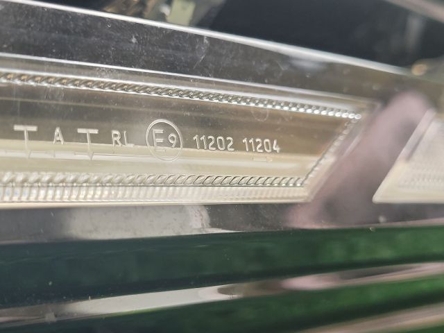 bontott PEUGEOT 3008 III Jobb Nappali Menetfény