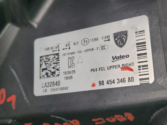 bontott PEUGEOT 3008 III Jobb Nappali Menetfény