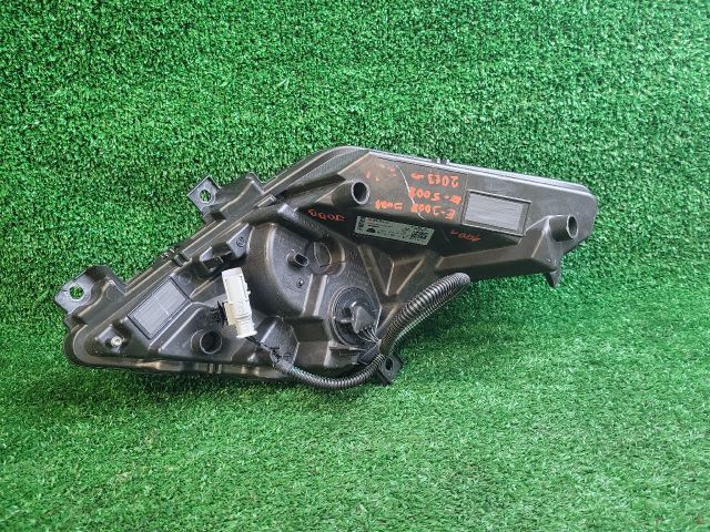 bontott PEUGEOT 3008 III Jobb Nappali Menetfény