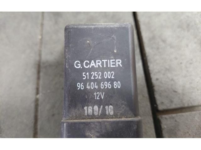 bontott PEUGEOT 3008 Izzító Relé