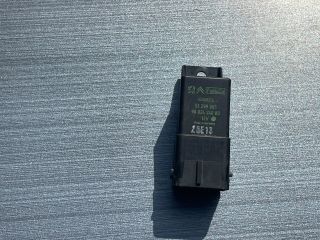 bontott PEUGEOT 3008 Izzító Relé