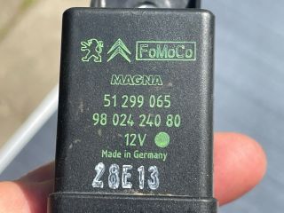 bontott PEUGEOT 3008 Izzító Relé