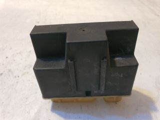 bontott PEUGEOT 3008 Izzító Relé