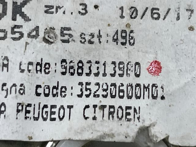 bontott PEUGEOT 3008 Jobb Csomagtérajtó Ajtóhatároló