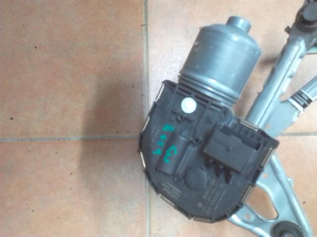 bontott PEUGEOT 3008 Jobb első Ablaktörlő Motor