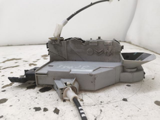 bontott PEUGEOT 3008 Jobb első Ajtózár