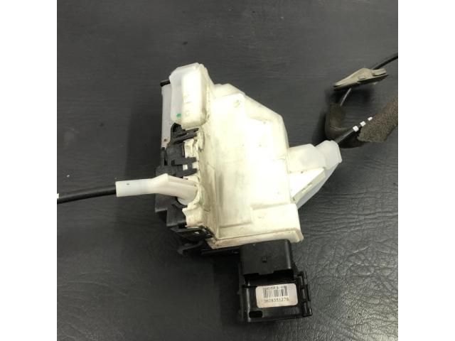 bontott PEUGEOT 3008 Jobb első Ajtózár