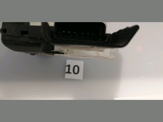 bontott PEUGEOT 3008 Jobb első Ajtózár